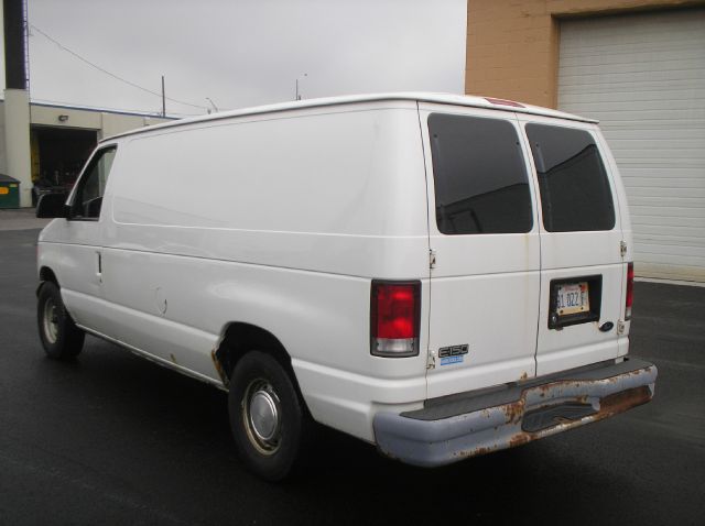 2001 Ford Econoline 328 Ci