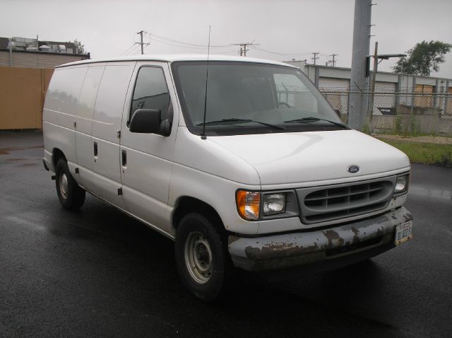 2001 Ford Econoline 328 Ci