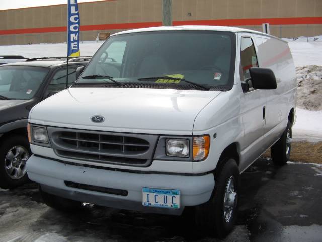 2001 Ford Econoline Base