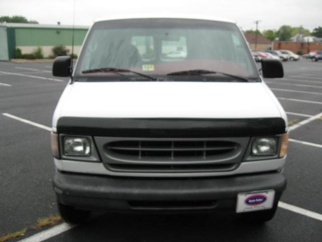 2001 Ford Econoline Unknown