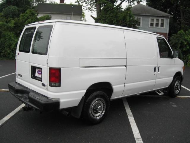 2001 Ford Econoline Unknown