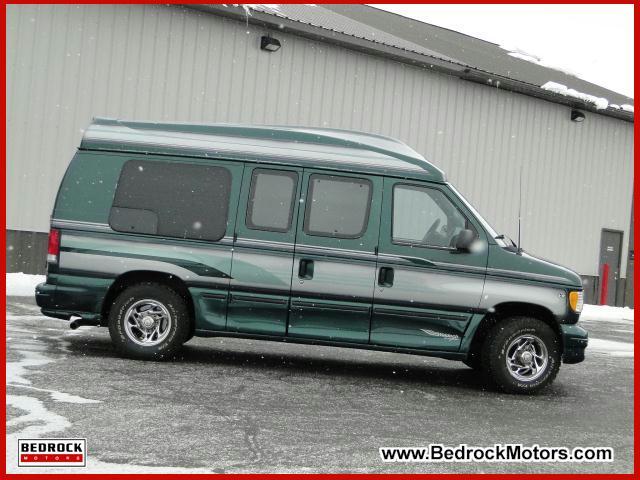 2001 Ford Econoline Unknown