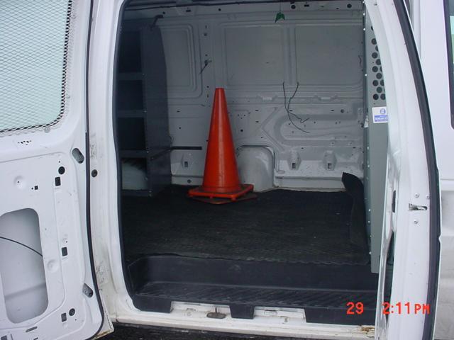 2001 Ford Econoline 2.5i Wagon