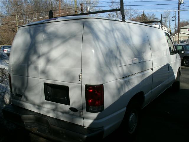 2002 Ford Econoline Unknown