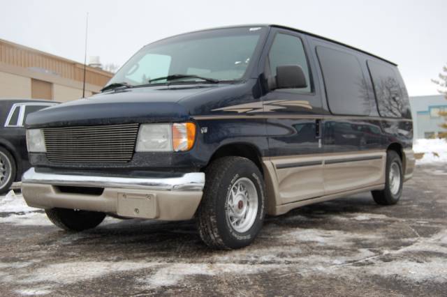 2002 Ford Econoline CREW XLT