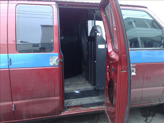 2002 Ford Econoline CREW XLT