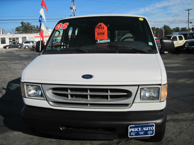 2002 Ford Econoline Special Edition All-wheel Drive With Locking Diffe