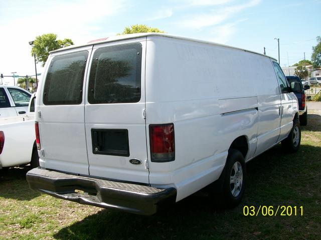 2002 Ford Econoline Unknown