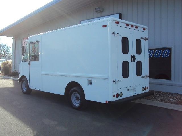 2002 Ford Econoline CREW XLT