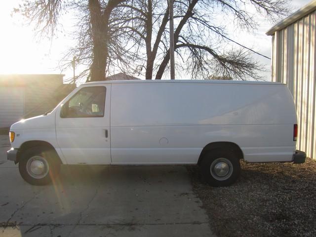 2002 Ford Econoline Overland 4X4