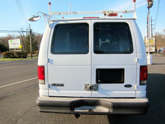 2003 Ford Econoline Awd-turbo