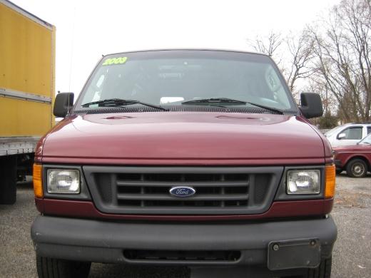 2003 Ford Econoline 4dr 4WD SLE Commercial