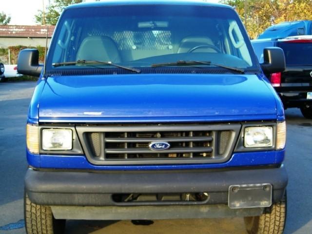 2003 Ford Econoline Unknown