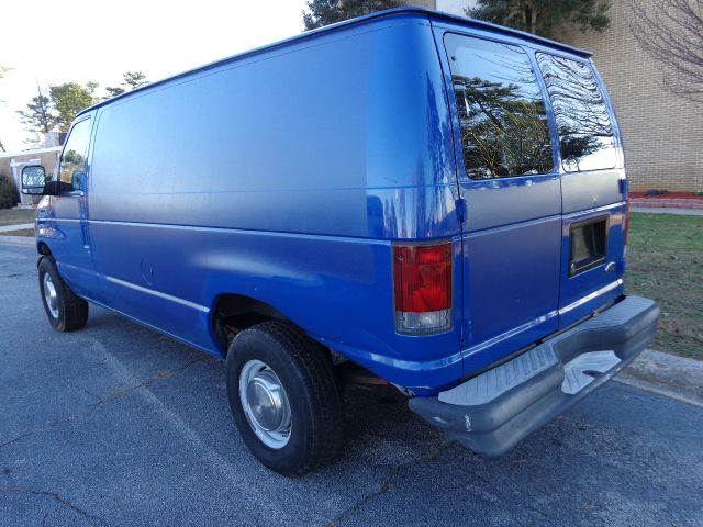 2003 Ford Econoline 4dr Sdn S Auto (GS) Sedan