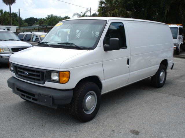 2004 Ford Econoline Awd-turbo