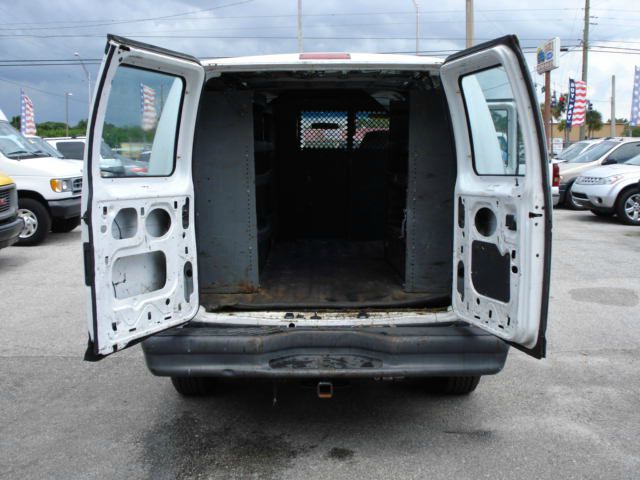 2004 Ford Econoline Awd-turbo