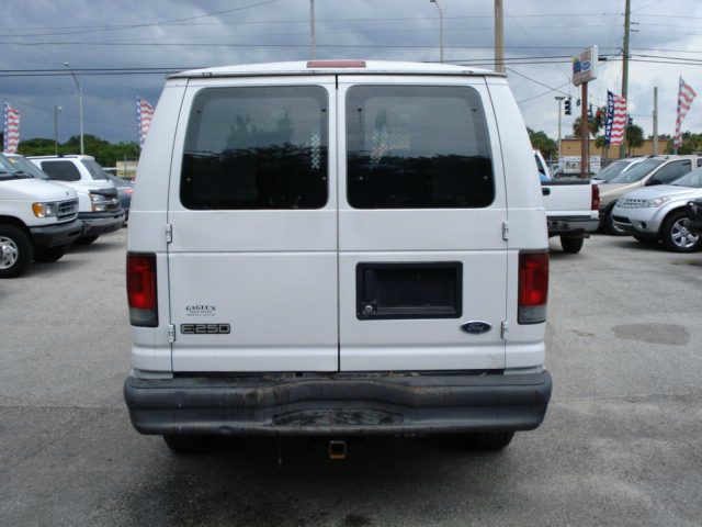 2004 Ford Econoline Awd-turbo