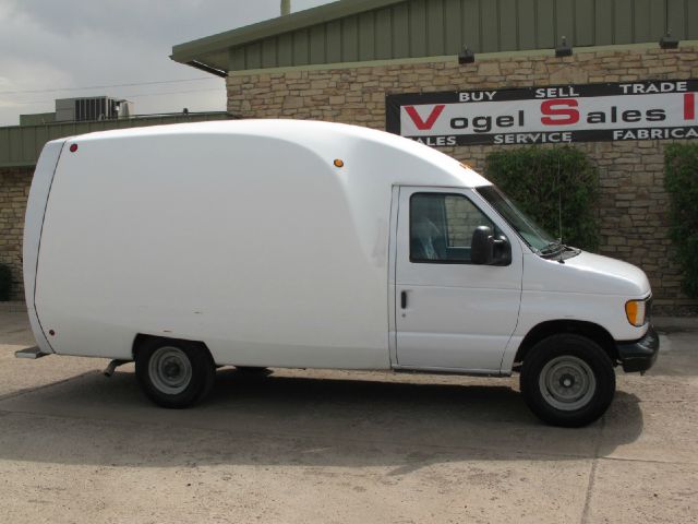 2004 Ford Econoline GT Deluxe Bullitt