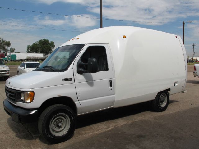 2004 Ford Econoline GT Deluxe Bullitt