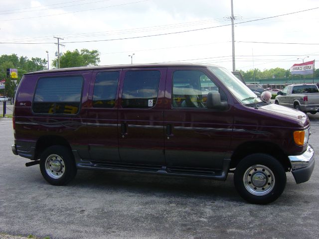 2004 Ford Econoline Awd-turbo