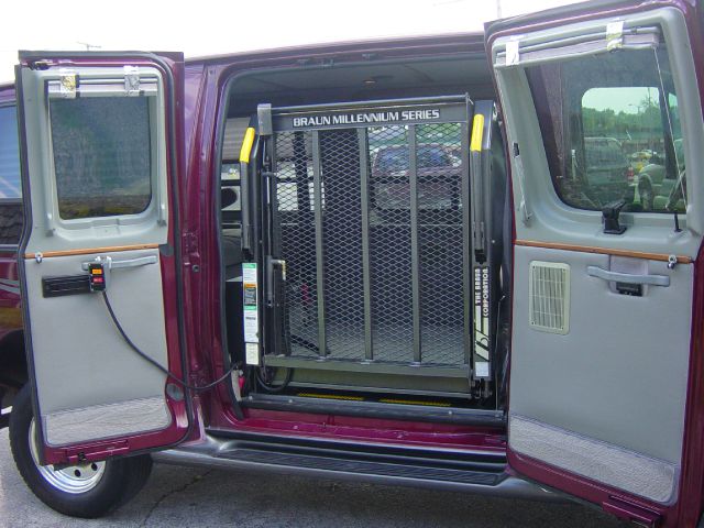 2004 Ford Econoline Awd-turbo