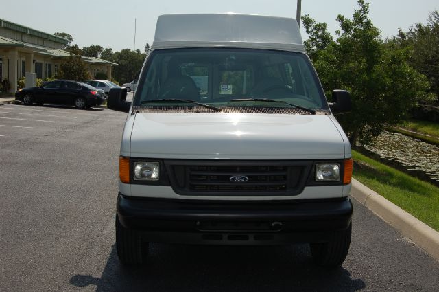 2004 Ford Econoline Awd-turbo