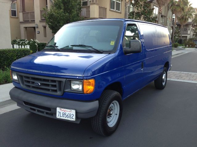 2004 Ford Econoline Awd-turbo