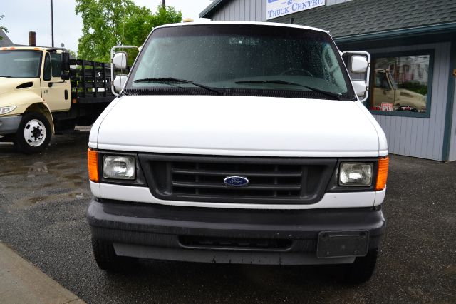 2004 Ford Econoline Awd-turbo