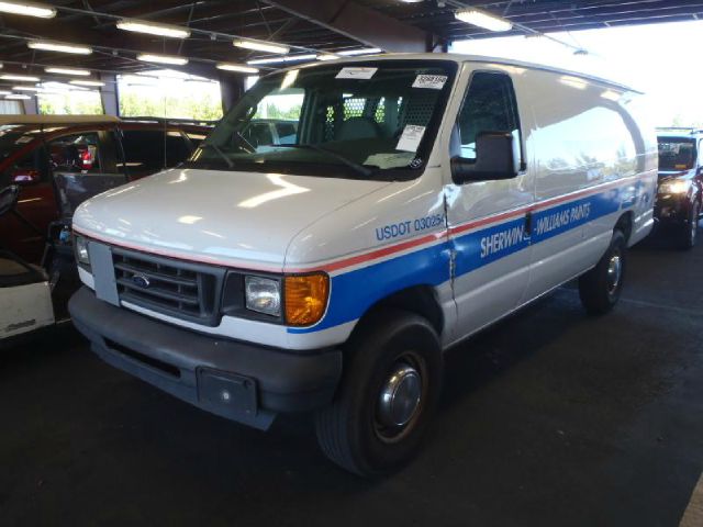 2004 Ford Econoline 2.5 S Model