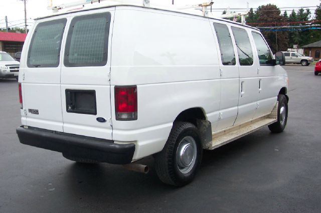 2004 Ford Econoline Super Stock