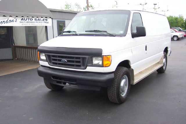 2004 Ford Econoline Super Stock