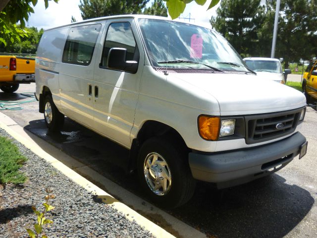 2004 Ford Econoline Awd-turbo