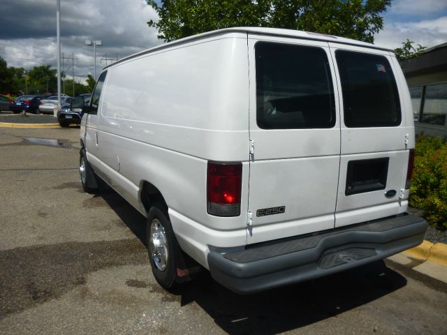 2004 Ford Econoline Awd-turbo