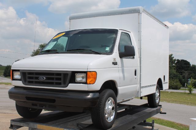 2005 Ford Econoline GT Deluxe Bullitt