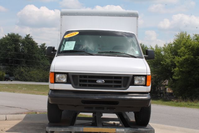 2005 Ford Econoline GT Deluxe Bullitt