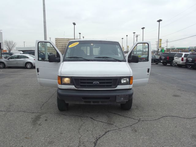 2005 Ford Econoline Awd-turbo