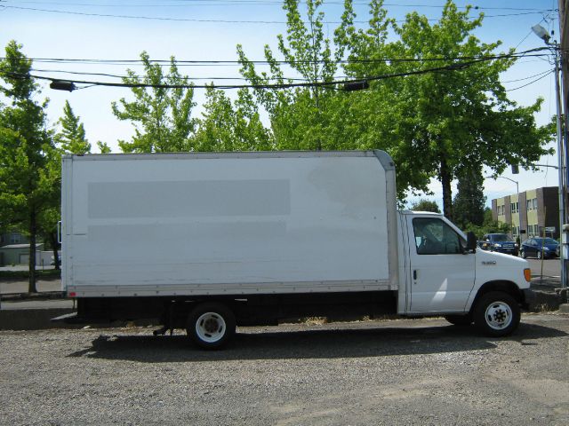 2005 Ford Econoline GT Deluxe Bullitt