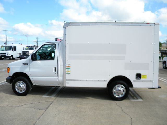 2005 Ford Econoline GT Deluxe Bullitt