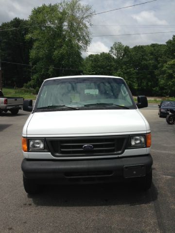 2005 Ford Econoline Awd-turbo