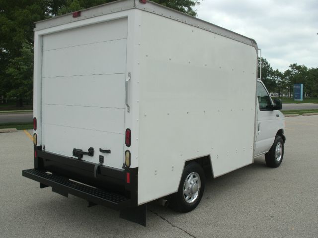 2005 Ford Econoline GT Deluxe Bullitt