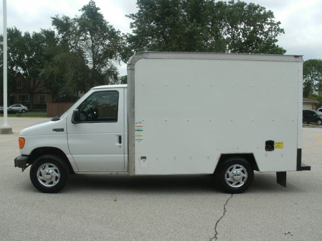 2005 Ford Econoline GT Deluxe Bullitt