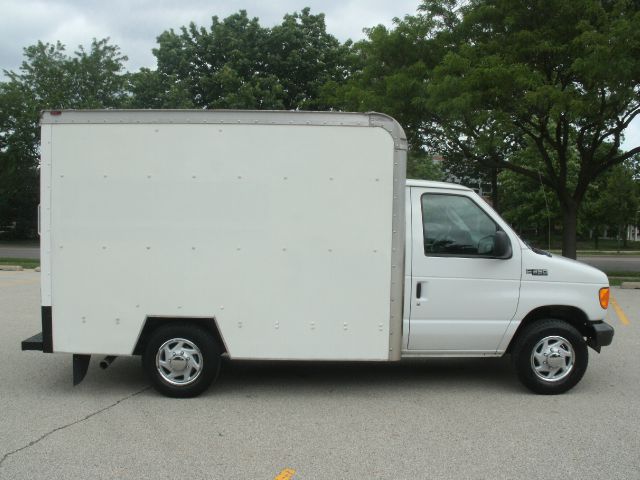 2005 Ford Econoline GT Deluxe Bullitt