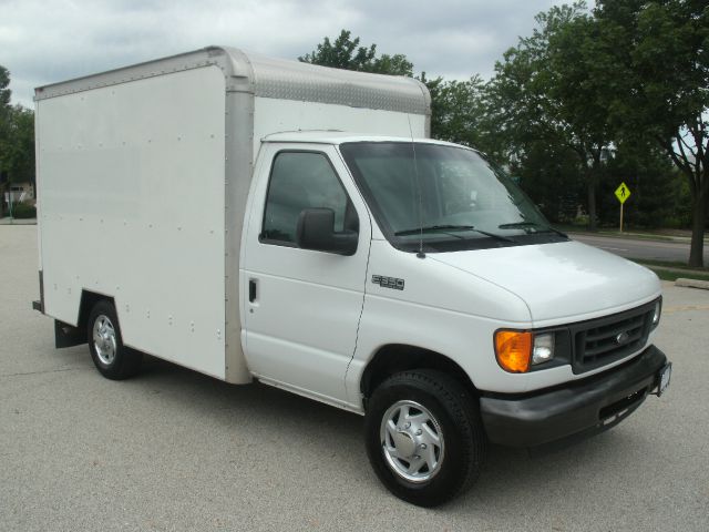 2005 Ford Econoline GT Deluxe Bullitt