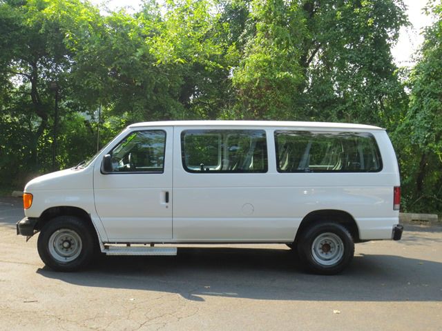 2005 Ford Econoline Awd-turbo