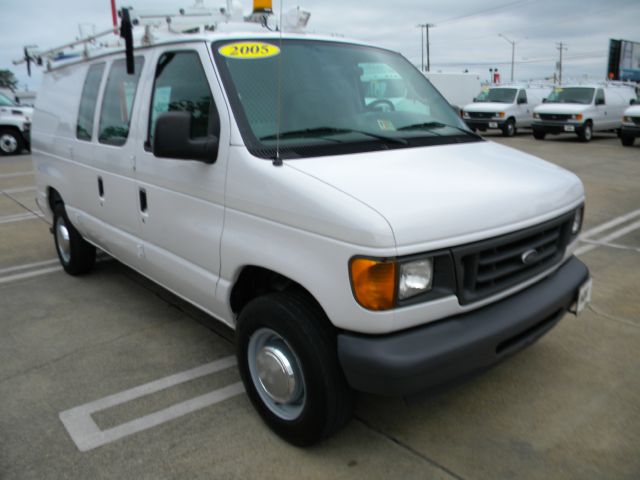 2005 Ford Econoline Awd-turbo