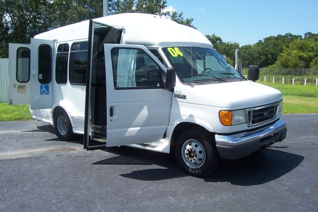 2005 Ford Econoline GT Deluxe Bullitt