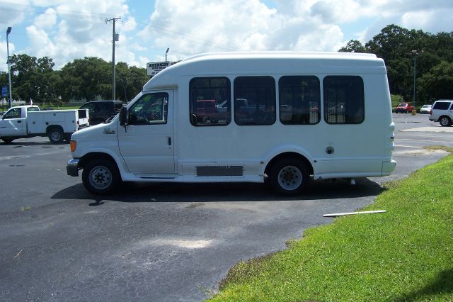 2005 Ford Econoline GT Deluxe Bullitt