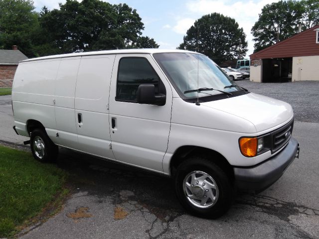 2005 Ford Econoline Awd-turbo