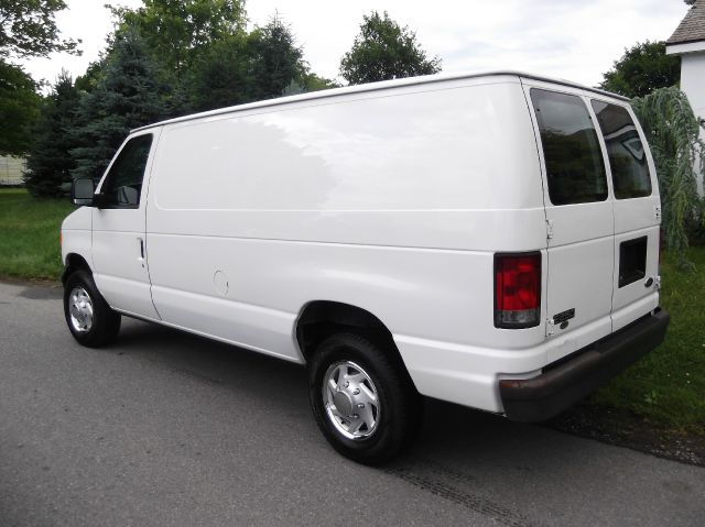 2005 Ford Econoline Awd-turbo