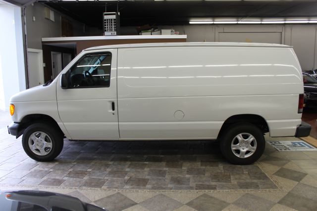 2006 Ford Econoline Awd-turbo